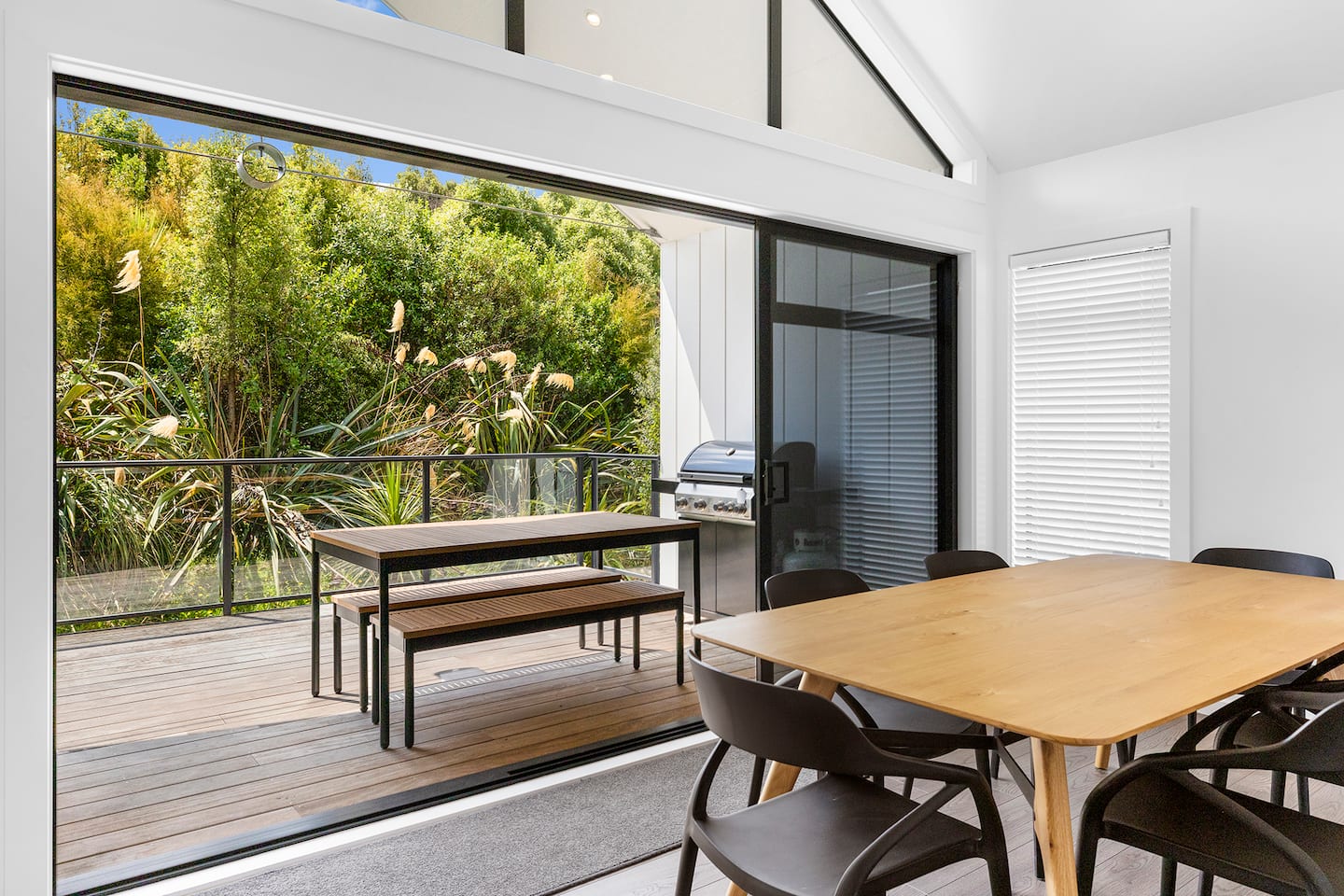 Blue Dun Retreat - Brand New, Super Clean Property 2