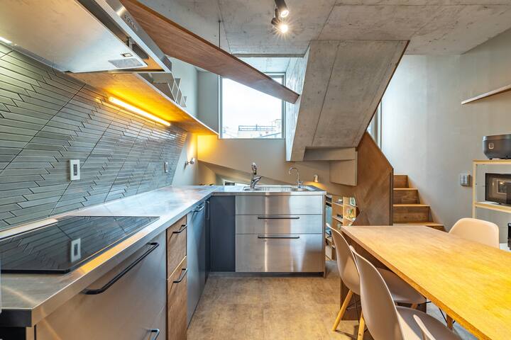 Designer hotel near Ebisu/ 3 bedrooms/ 10 ppl gallery image 2