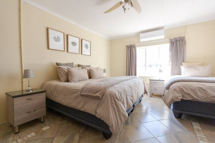 غرفة النوم 1