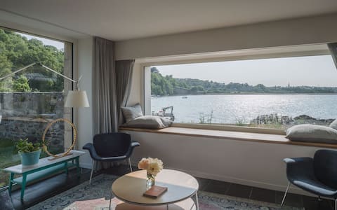 The small arin houses, Ty mam goz