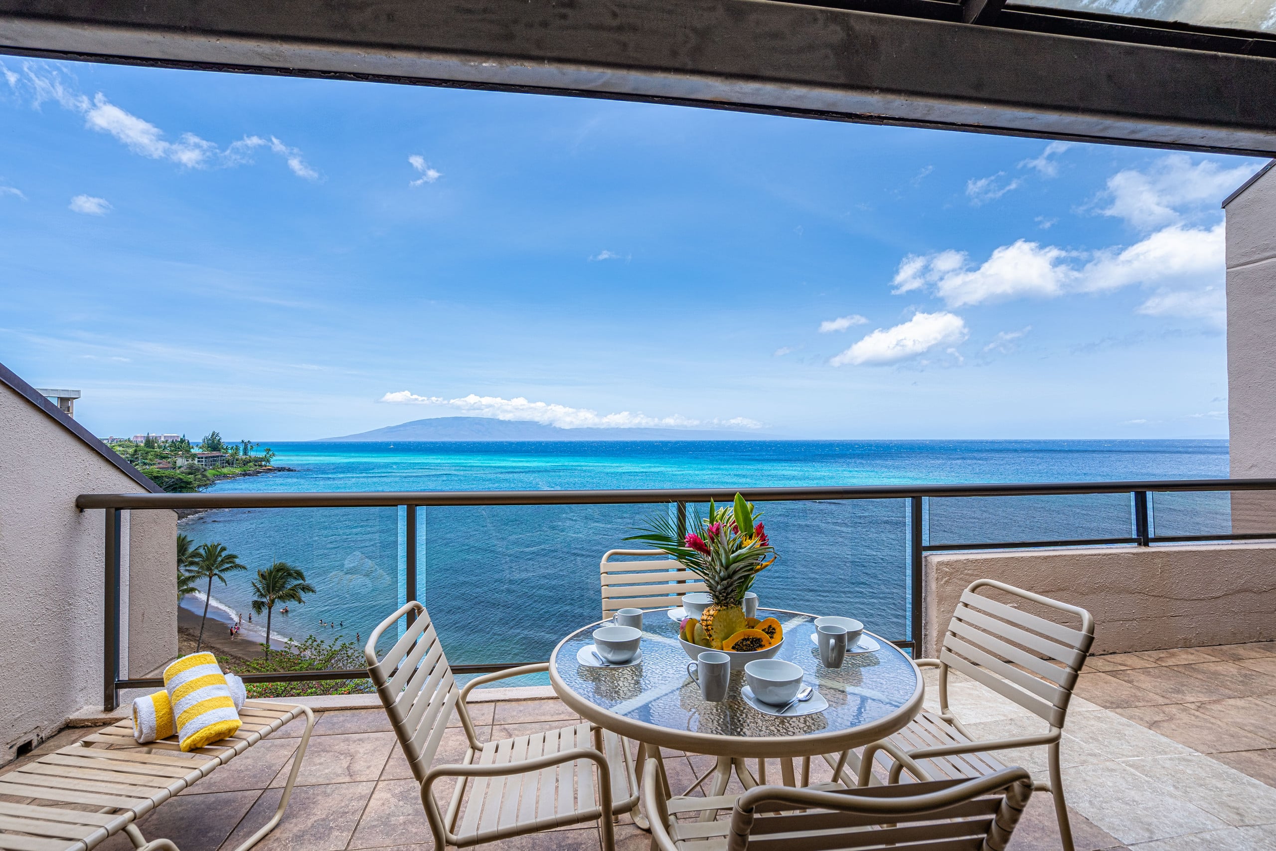 Condo in Lahaina · ★4.92 · 3 bedrooms · 6 beds · 3 baths - Image 42