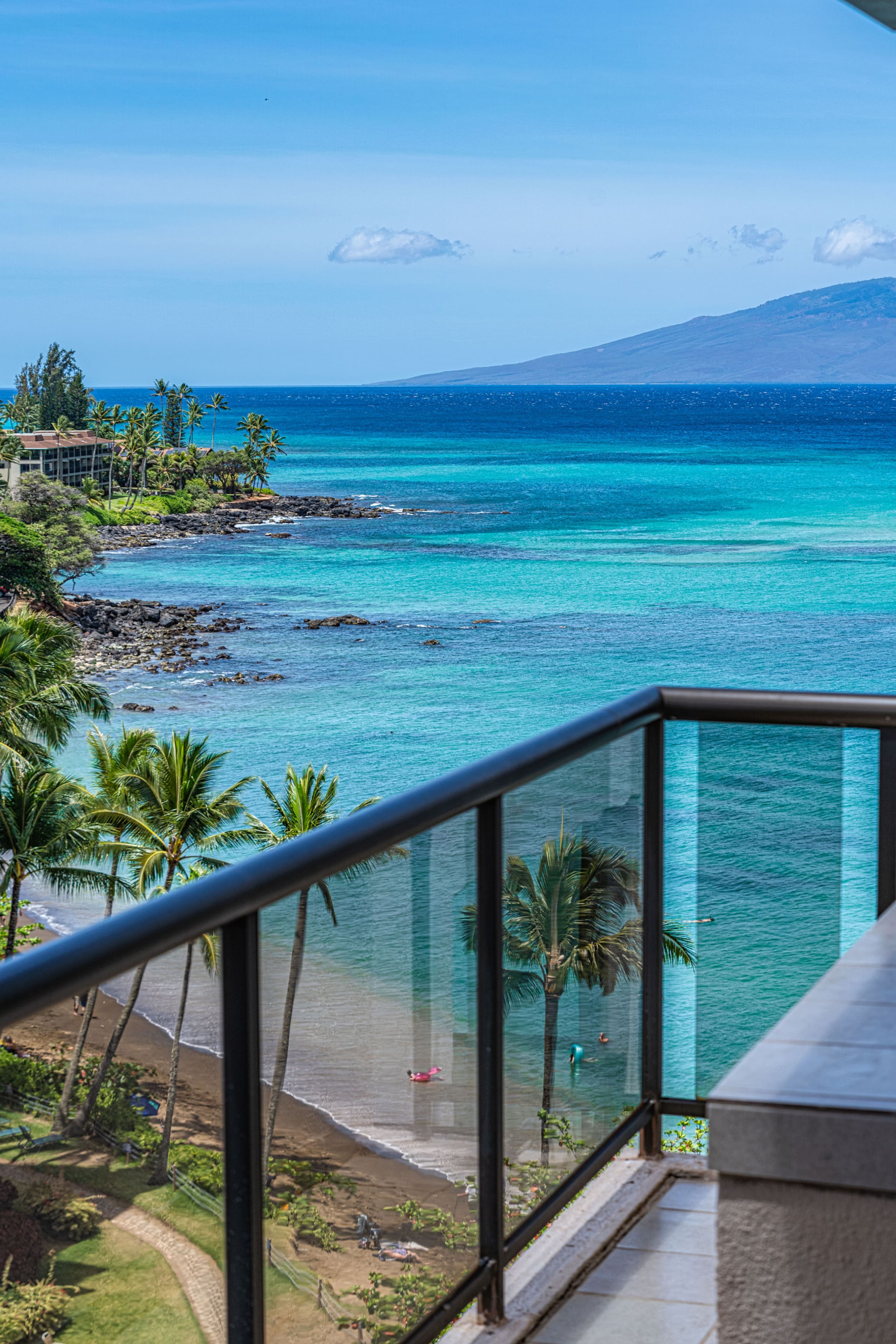 Condo in Lahaina · ★4.92 · 3 bedrooms · 6 beds · 3 baths - Image 22
