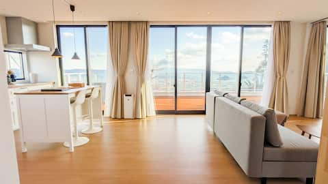 10 min to Airp. Amazing Mountain &Ocean View Villa