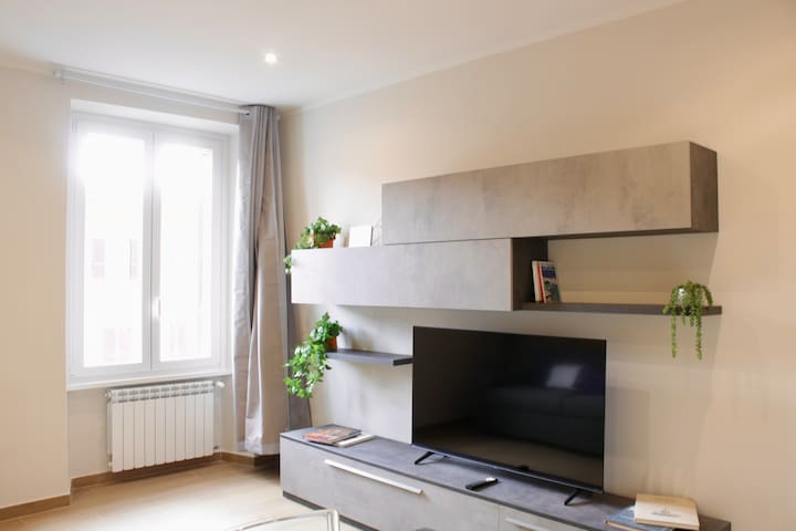 HostClean | Miriam’s Brand New Apt in Vatican