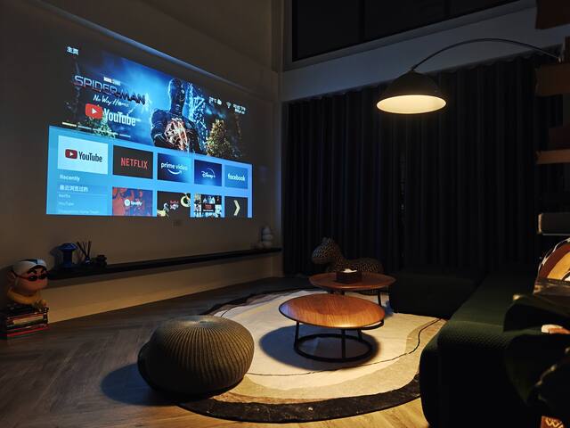 4-story modern art villa Free WiFi Netflix gallery image 2