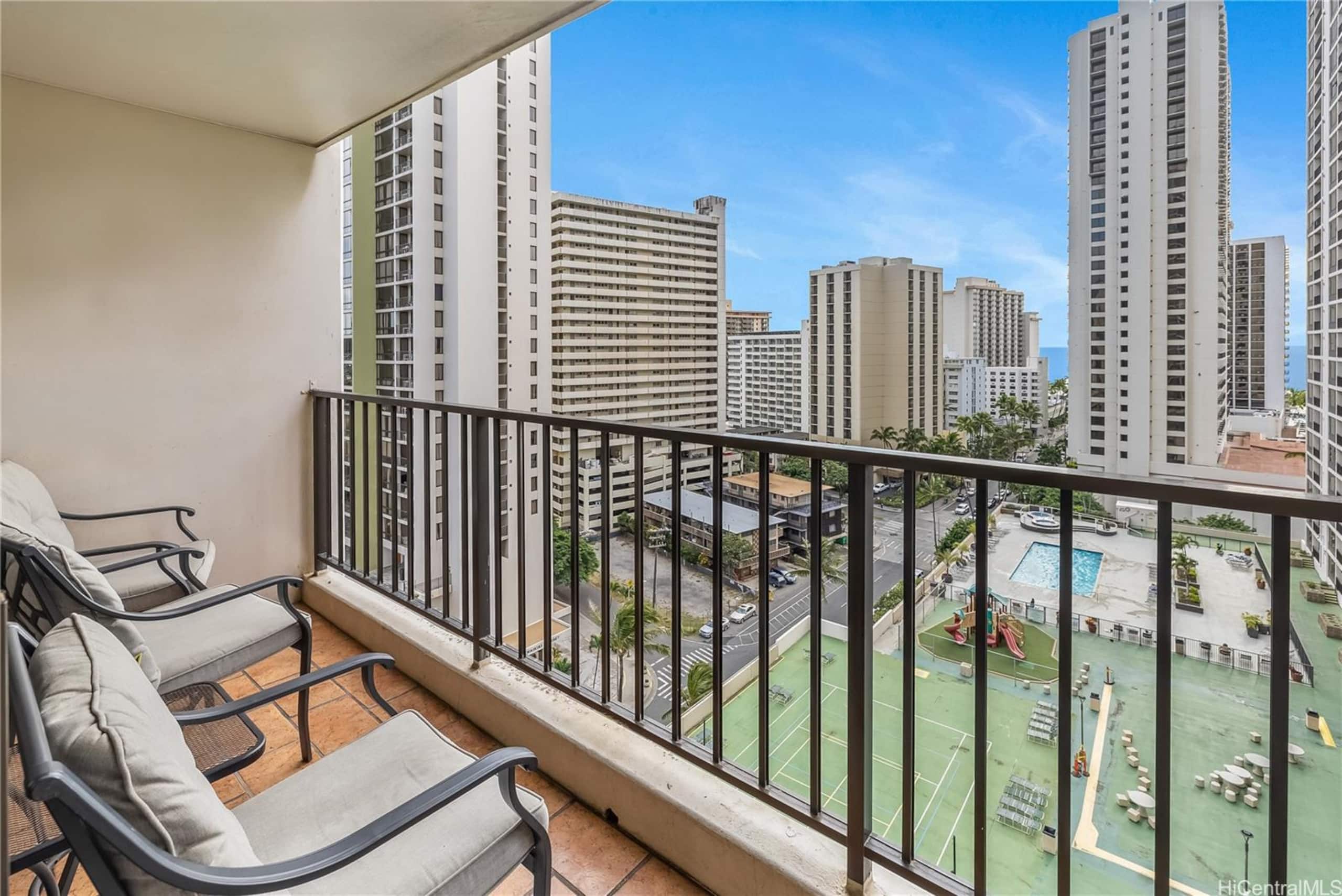 15FL-Cozy Waikiki Banyan 1BR w/Free Parking~ - Image 28