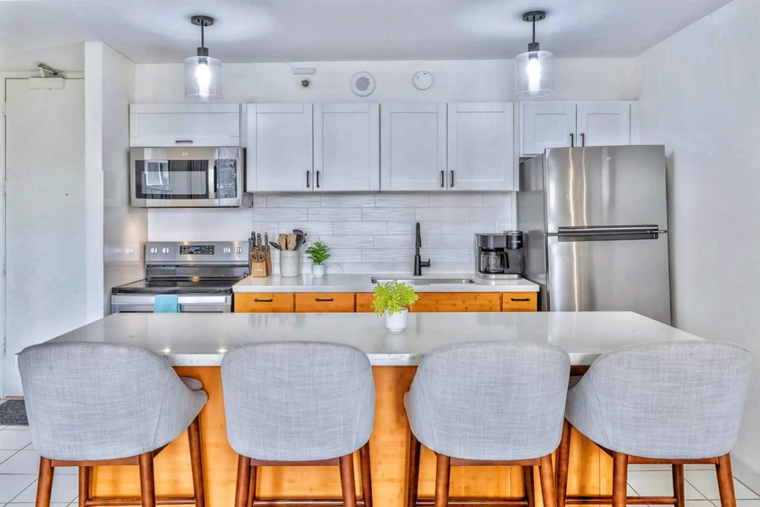 15FL-Cozy Waikiki Banyan 1BR w/Free Parking~ - Image 9