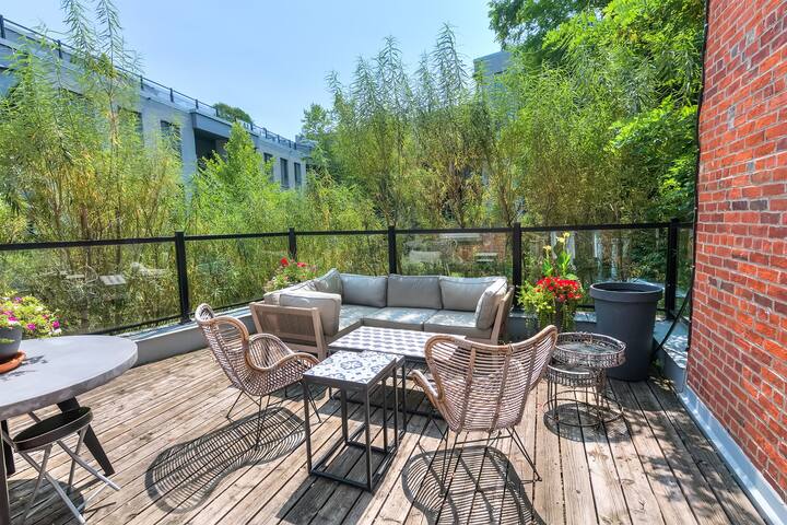 Central – Luxurious Mansion 7 Bedrooms 9000sqft gallery image 3