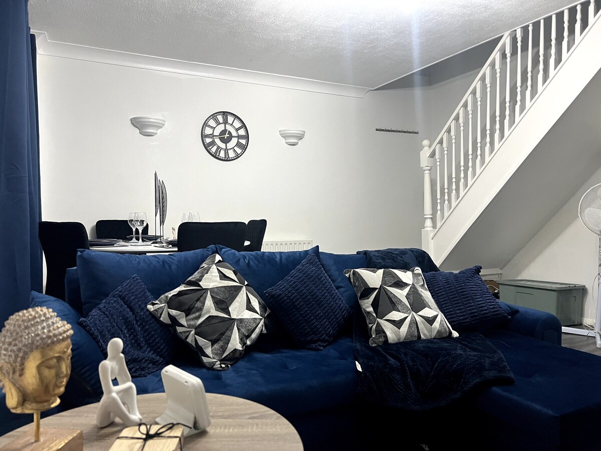 Top Airbnb: Bright Maidstone Stay / Sleeps 6 / Free Parking à Boxley