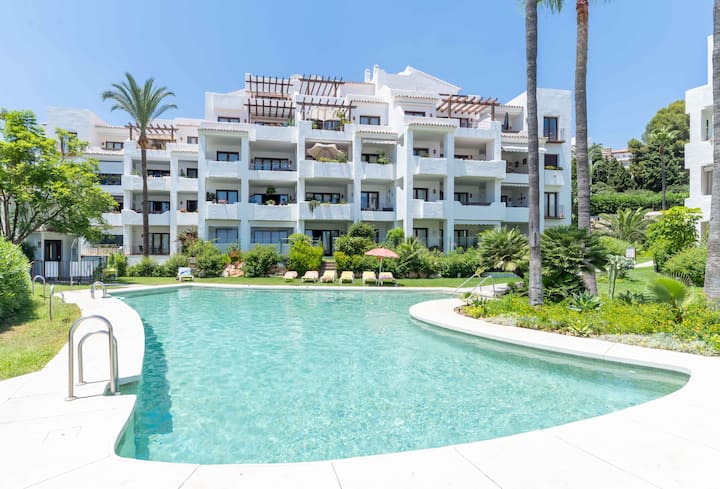 Lovely View To Sea, Mountains And Pool In Mijas - La Cala de Mijas