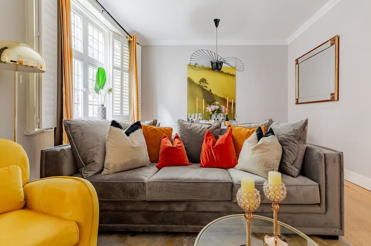 Large Covent Garden Family Hub for City Adventures