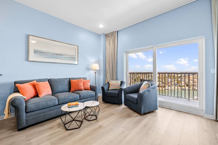 Water View Condo | Steps To Beach+john’s Pass+pool - Madeira Beach, FL