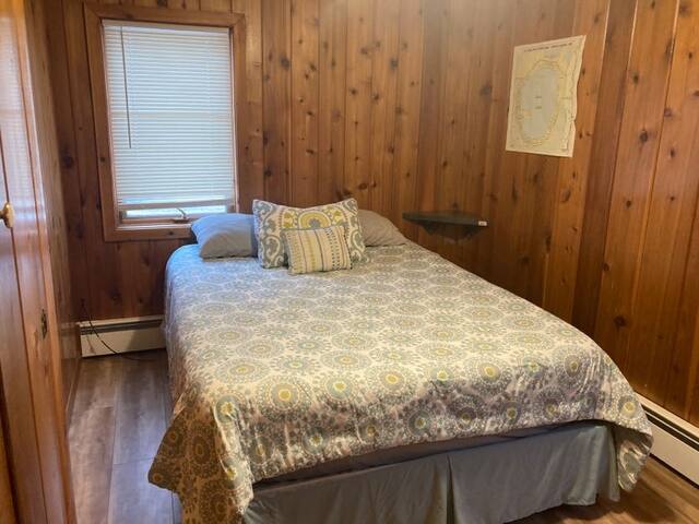 Bass Lake Retreat (Private) gallery image 4