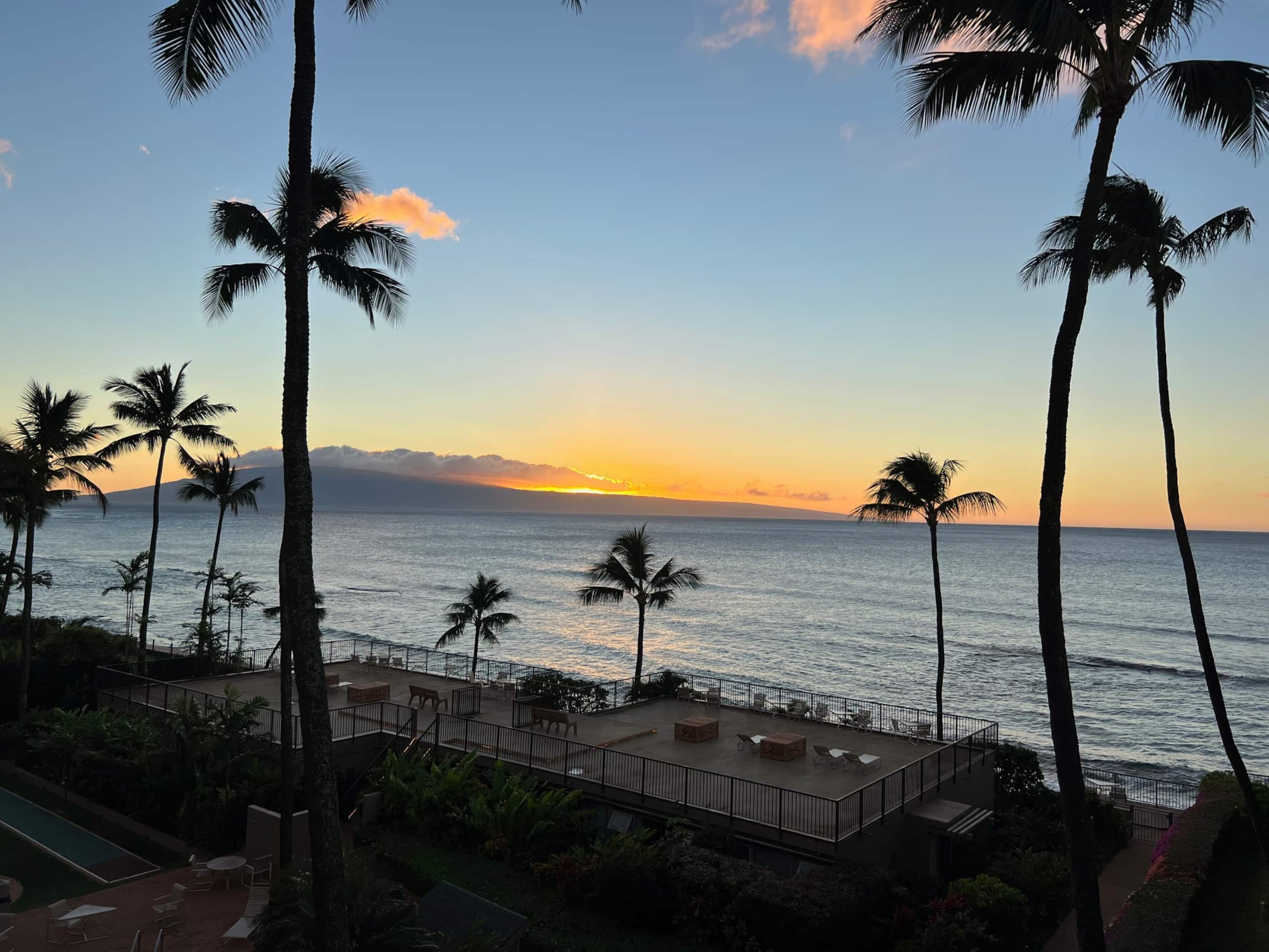 Condo in Lahaina · ★4.94 · 1 bedroom · 2 beds · 1 private bath - Image 75