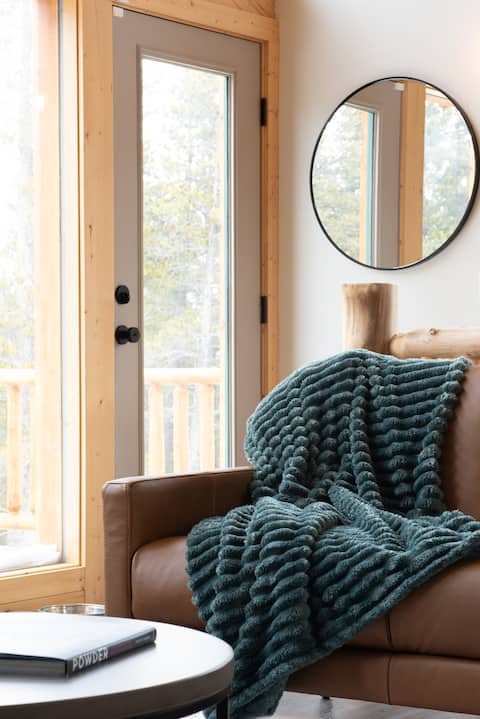 Top performing Airbnb: Cozy Mtn Cabin•Hot Tub•Hiking•Fishing•Breck 35 min in Alma