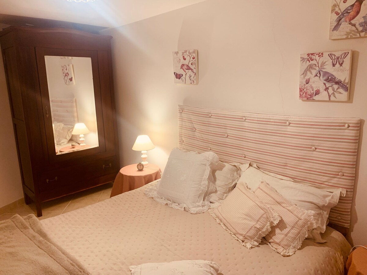 საძინებელი 1