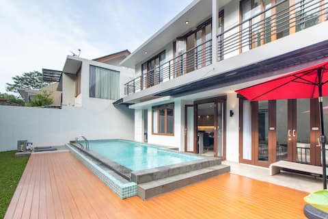 New Villa w/ Private Pool - 5BR Family Only