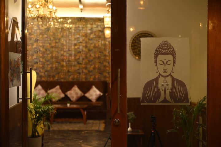 Plutus Luxury Boutique Stay By Quercus Oak Stays - 穆索里
