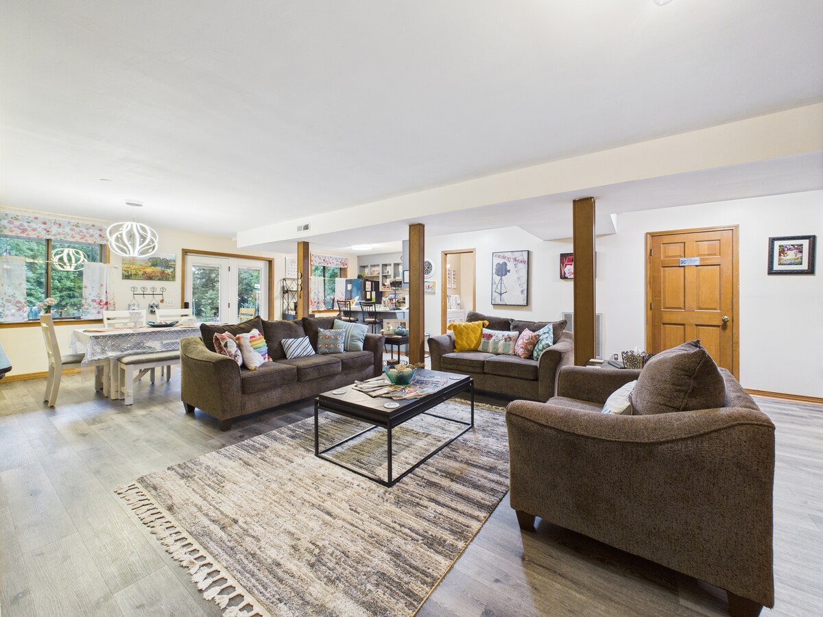 Popular Airbnb listing: Tennessee 50-Acre Getaway in West Tennessee Rural