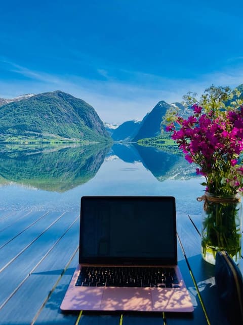 Vestland's gem by the water | Majestic mountains