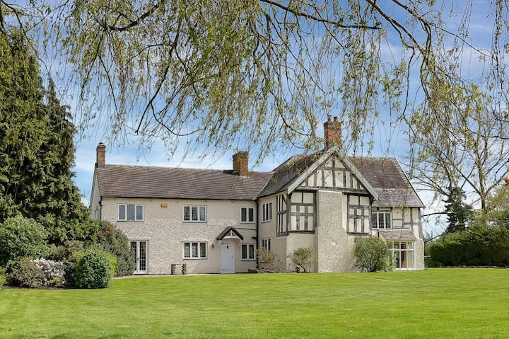 Stunning Cheshire Country House Retreat Nantwich - Nantwich