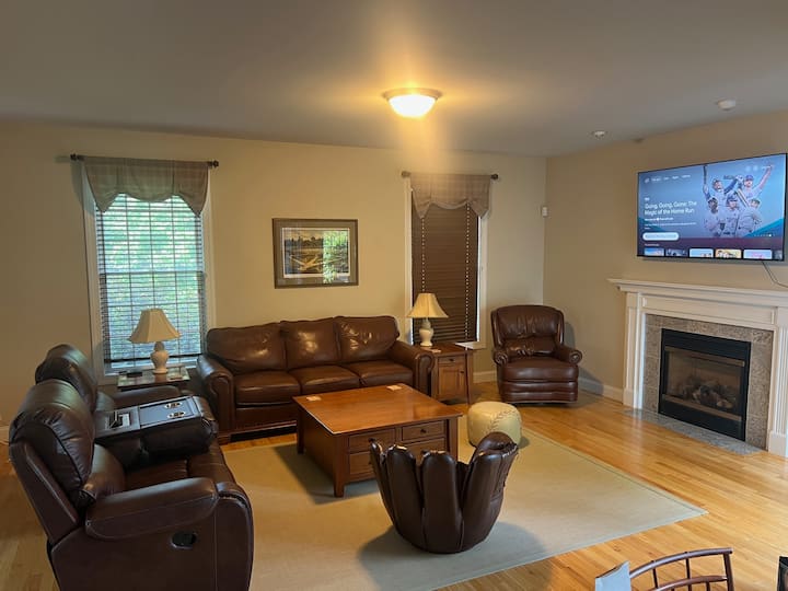 Modern Beauty Near Hof/dreams Pk - Cooperstown, NY