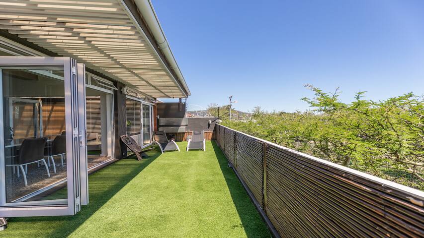 Cape Town Luxury Villa • Pool + City Skyline Views gallery image 3