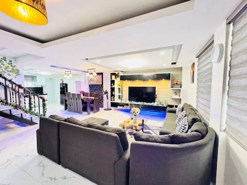 5BR Pool Villa •Karaoke-Games• Tourist Spots | 25P