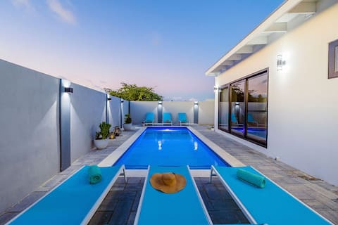 La Perla 2BR2BA Home w/Private Pool ~ Patio & BBQ!