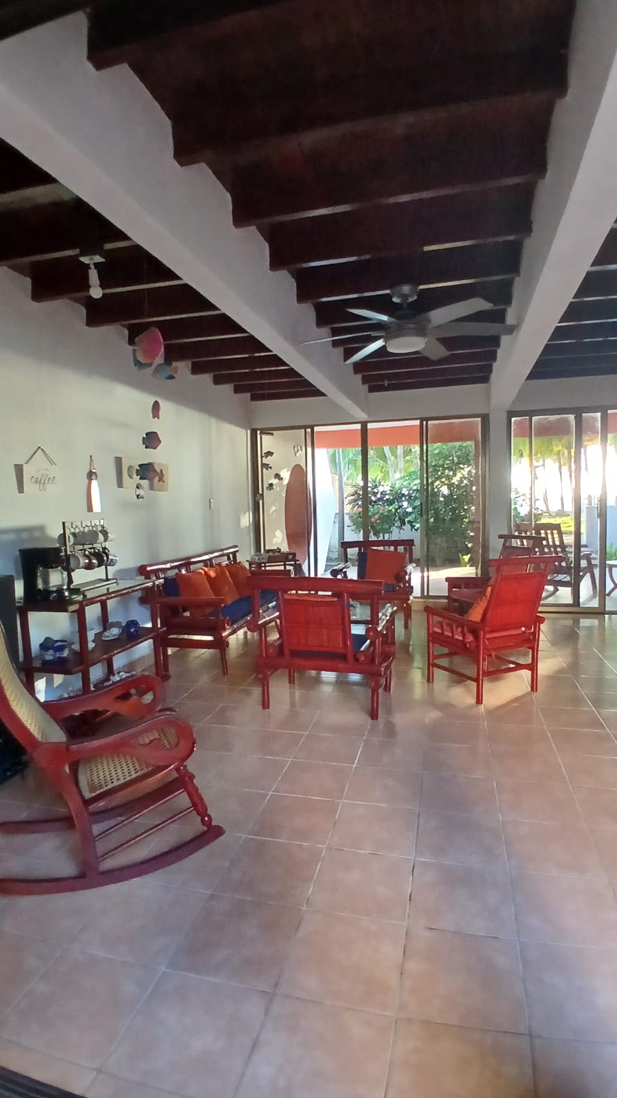 Casa Calala Beachfront House — 4 bedroom vacation rental in Poneloya