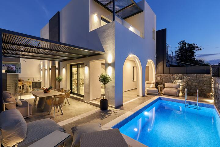 Grey Stones Villa with private pool, by Estia