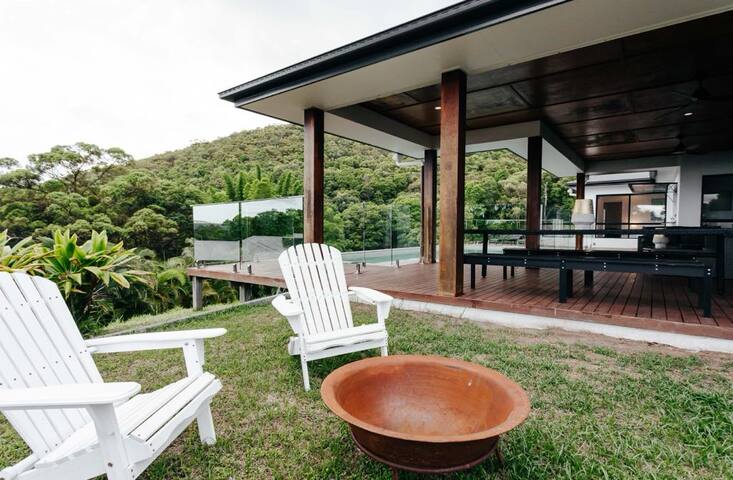 Skybolt Escape – Heated Pool, Pet on app gallery image 4