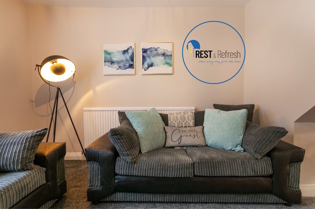 Popular Airbnb listing: ContractorDiscount|sleeps 6|Wi-Fi| Parking | R&R in Braunstone