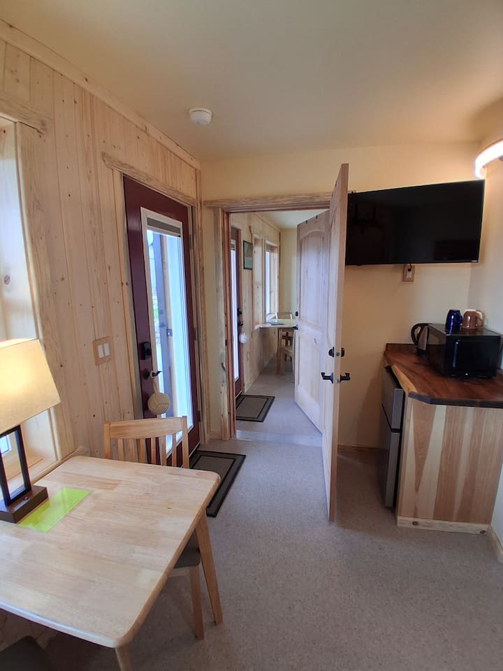 Sandpiper Studio, Beach Walk Inn - 호머