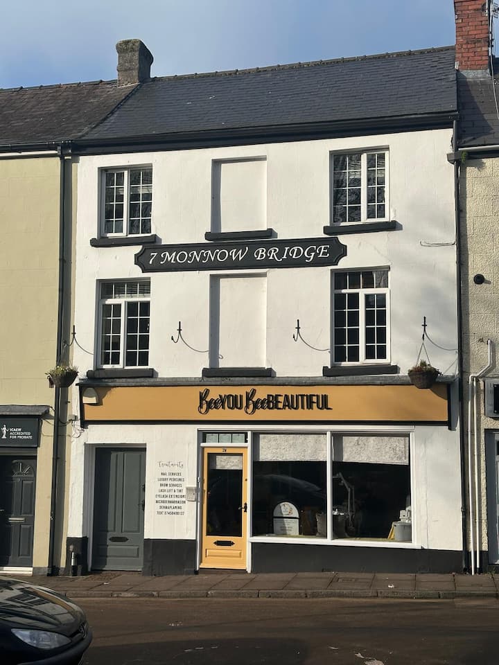 Apartment In Monmouth On Historical Monnow Bridge - Monmouth