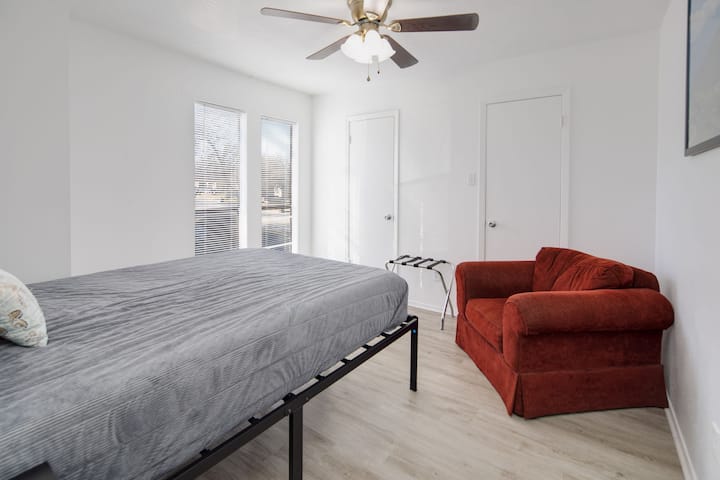 საძინებელი 2