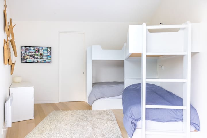 Schlafzimmer 4