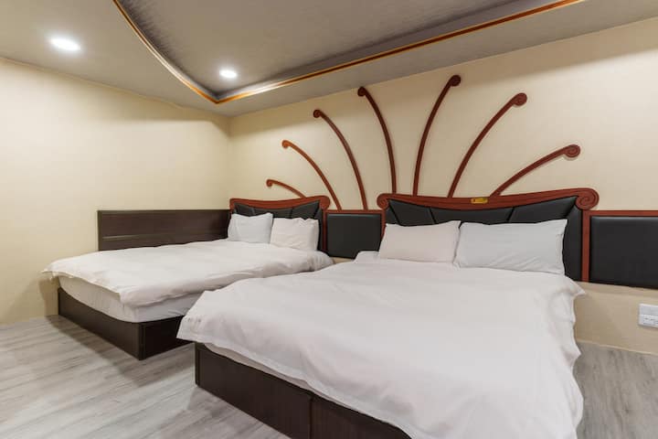 غرفة النوم 1