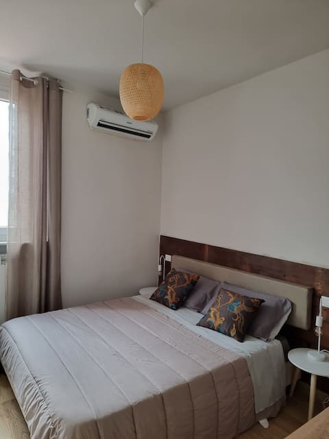 Apartments (A-B-C), Pavia