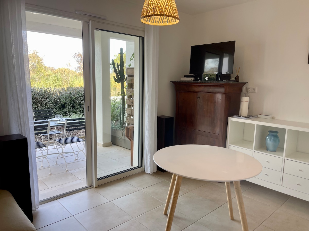 غرفة المعيشة