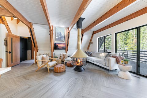Popular Airbnb listing: Alpine Springs in Sunnyside Tahoe City