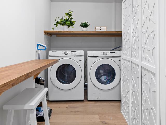 5BR3B By Subway Downtown gallery image 5