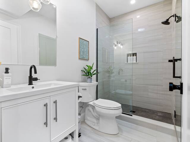 5BR3B By Subway Downtown gallery image 3