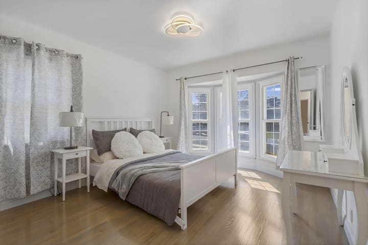 Home in Westchester by LAX/ SOFI/fourm/ Beaches