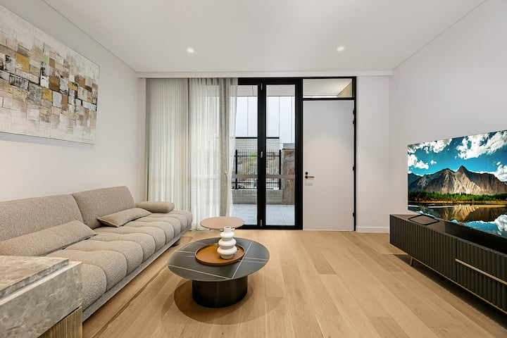 Archer Luxe Retreat | Prime Location | Easy Access - Sidney