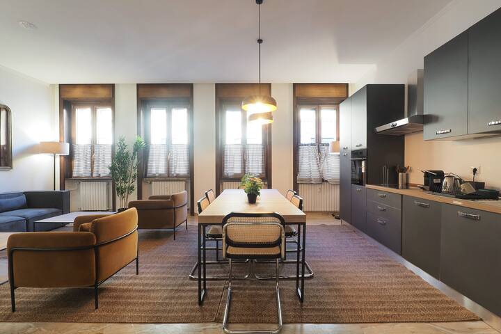 Milano Duomo Penthouse gallery image 2