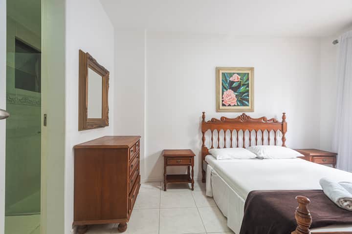 Suite con aire acondicionado y TV