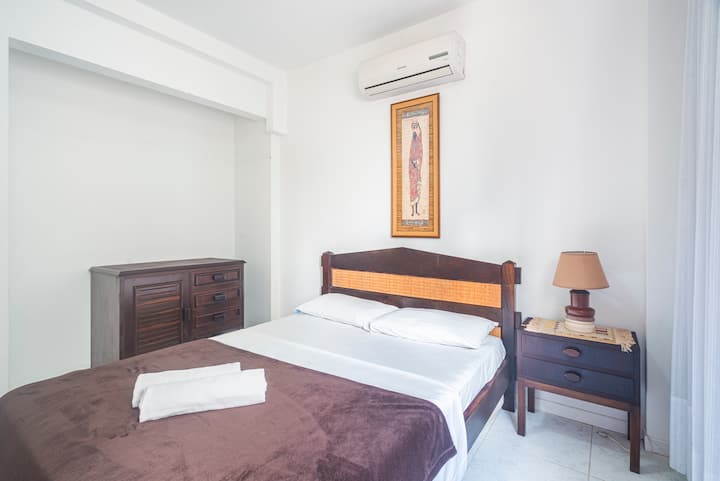 Dormitorio 2 con aire acondicionado.