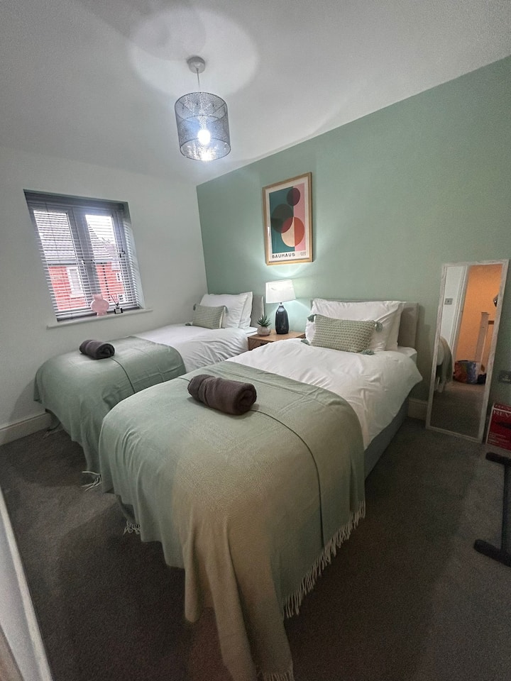 غرفة النوم 2