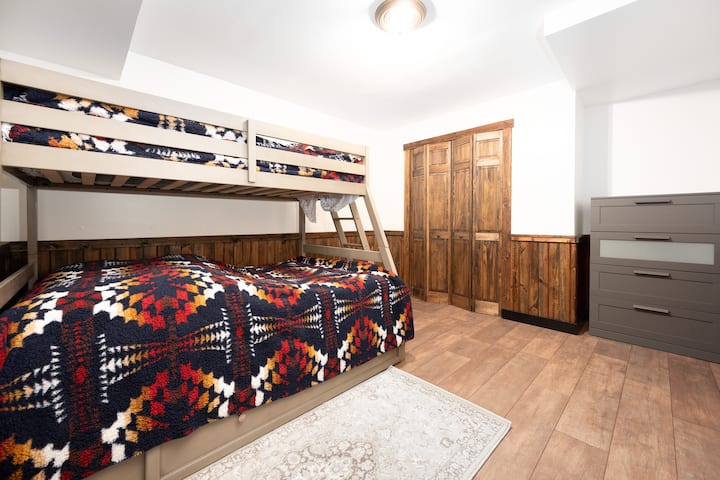 საძინებელი 5